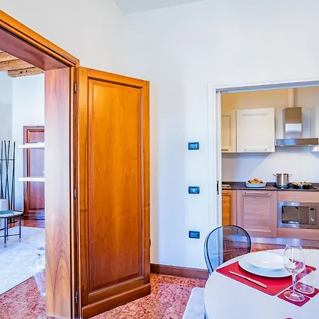 公寓 Ca' Del Monastero 1 Collection For 4 Guests With Balcony And Lift *