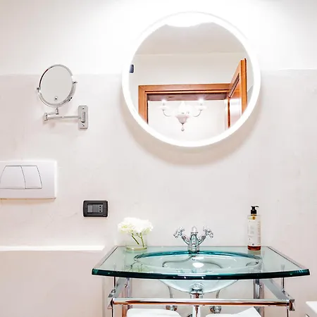 Ca' Del Monastero 1 Collection For 4 Guests With Balcony And Lift *