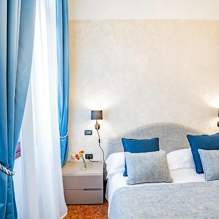 Ca' Del Monastero 1 Collection For 4 Guests With Balcony And Lift 威尼斯