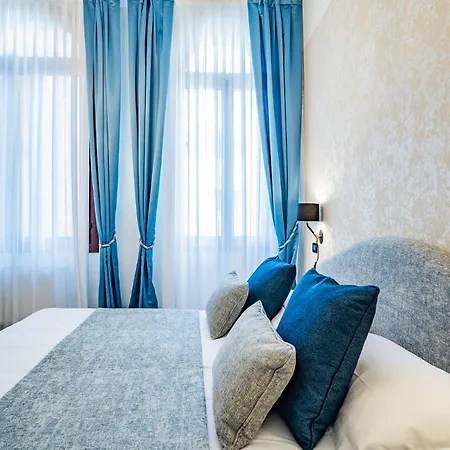 Ca' Del Monastero 1 Collection For 4 Guests With Balcony And Lift