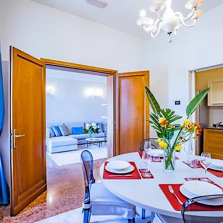 Apartamento Ca' Del Monastero 1 Collection For 4 Guests With Balcony And Lift *