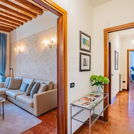 Apartamento Ca' Del Monastero 1 Collection For 4 Guests With Balcony And Lift Veneza